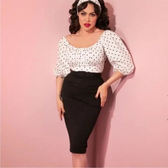 Vixen by Micheline Pitt Dresses & Skirts - Vixen by micheline Pitt white and black polka dot wiggle dress
